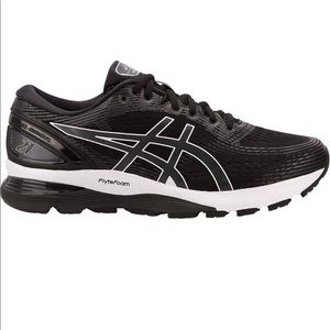 ASICS GEL-Nimbus 21 Black Gray.